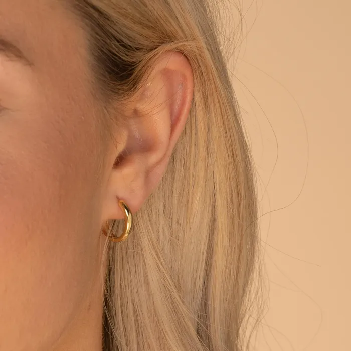 Camile Stone Earrings Basic Medium Huggie Hoop Earrings Camile Stone Earrings Basic Medium Huggie Hoop Earrings