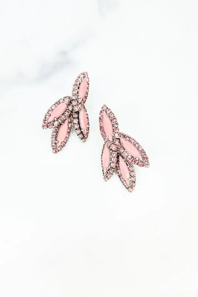 Petite Bacall Earrings Elizabeth Cole Jewelry Earrings Petite Bacall Earrings Elizabeth Cole Jewelry Earrings