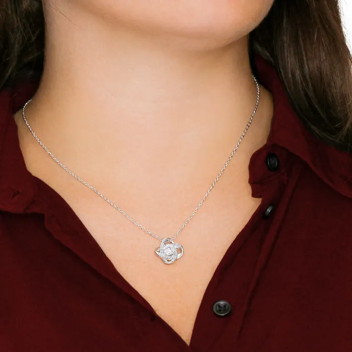 ShineOn Fulfillment Necklaces To My Amazing Step Mom I Love You Love Knot Pendant Necklace The Perfect Gift for Your Step Mom