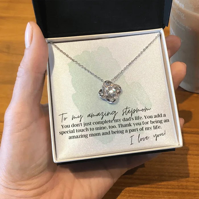 ShineOn Fulfillment Necklaces To My Amazing Step Mom I Love You Love Knot Pendant Necklace The Perfect Gift for Your Step Mom